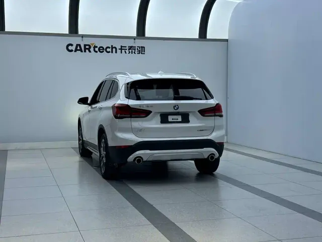 BMW X1 — Фото автомобиля 10