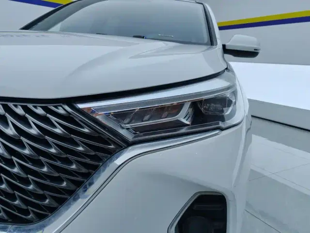 Haval M6 — Фото автомобиля 5