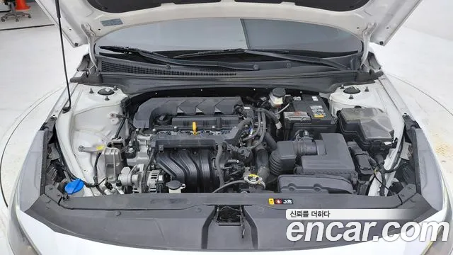 Hyundai AVANTE Avante (CN7) — Фото автомобиля 6