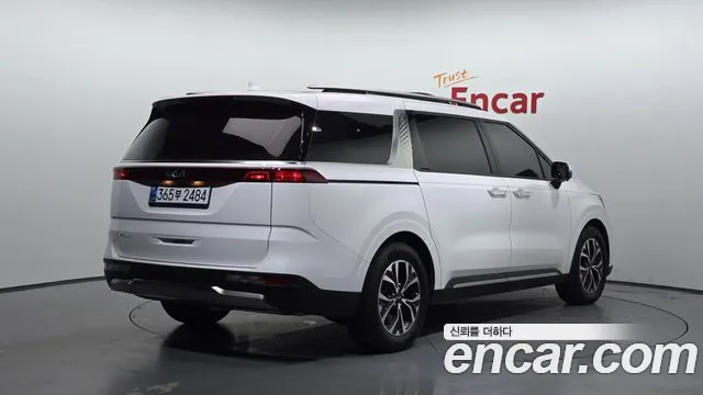 Kia Canival Carnival 4 поколение Бензин 9 мест Signature — Фото автомобиля 2