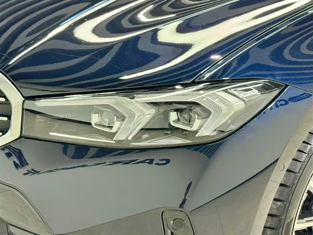 BMW 3 Series — Фото автомобиля 4