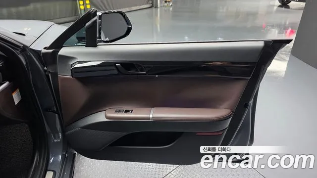 Hyundai Grandeur GN7 — Фото автомобиля 13