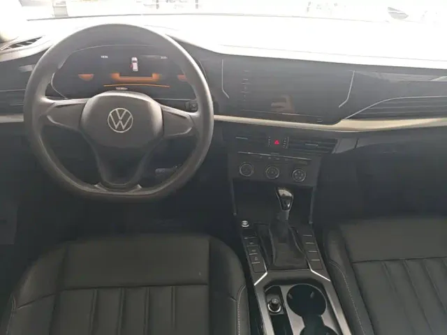 Volkswagen Passat — Фото автомобиля 9