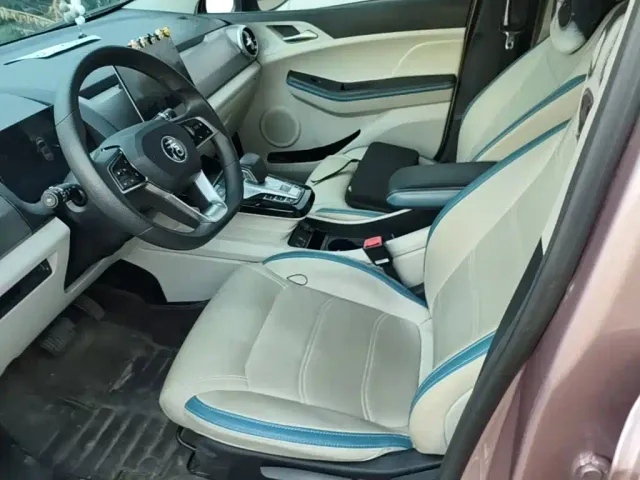 BYD Yuan Pro — Фото автомобиля 14