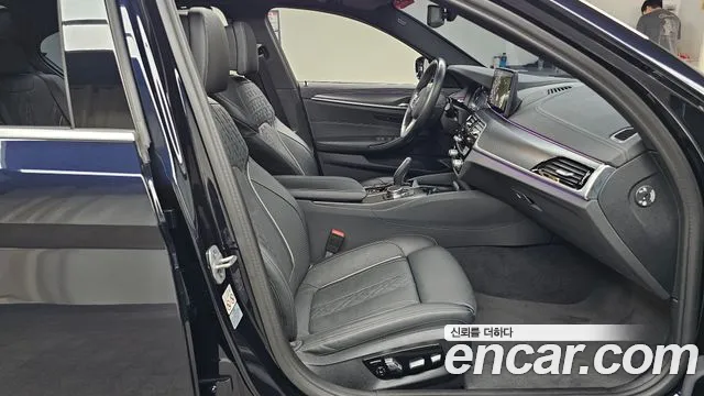 BMW 5-Series 5 серия (G30) 523d M Sport — Фото автомобиля 11