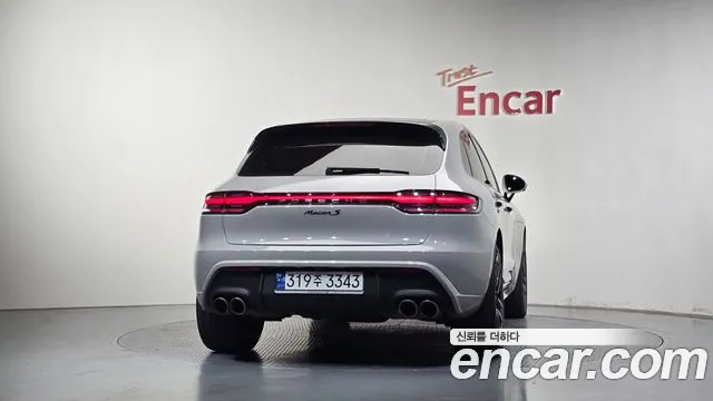 Porsche Macan — Фото автомобиля 4