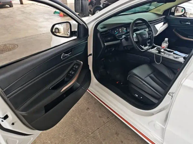 Chery Arrizo 5 PLUS — Фото автомобиля 15