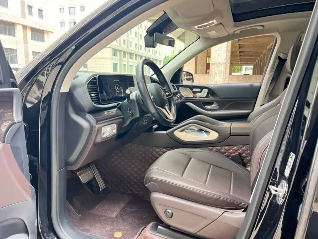 Mercedes-Benz GLS-Class — Фото автомобиля 4