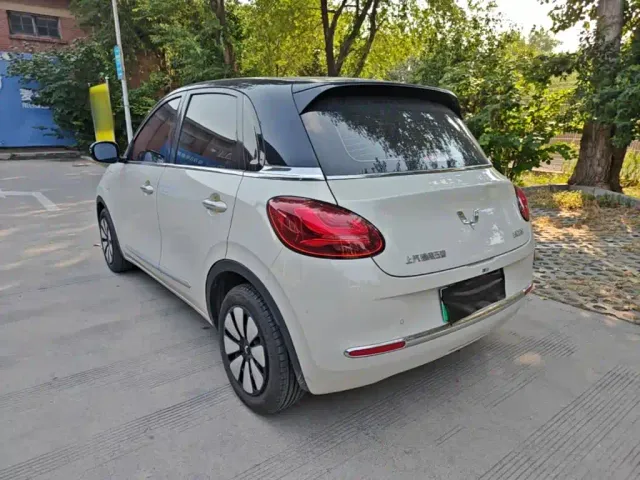 Wuling Bingo — Фото автомобиля 4