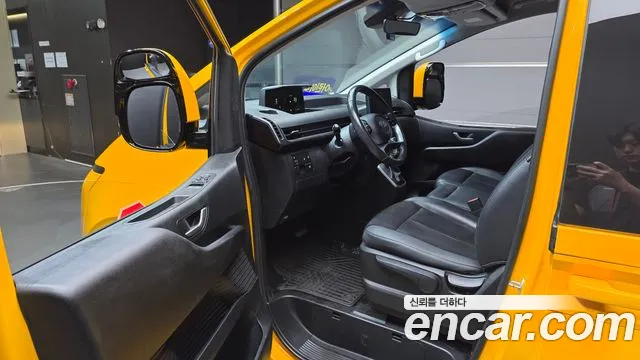 Hyundai Staria — Фото автомобиля 15