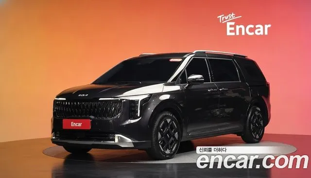 Фотография автомобиля — Kia Carnival