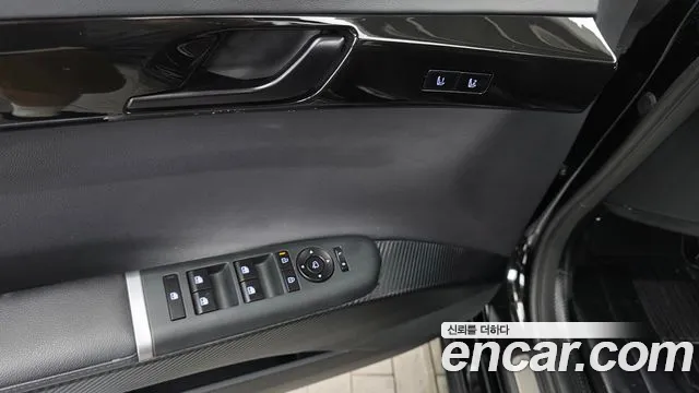 Hyundai Grandeur Grandeur (GN7) 3.5 LPG 2WD (Такси) — Фото автомобиля 23