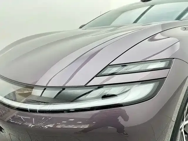 Changan Qiyuan A06 — Фото автомобиля 18
