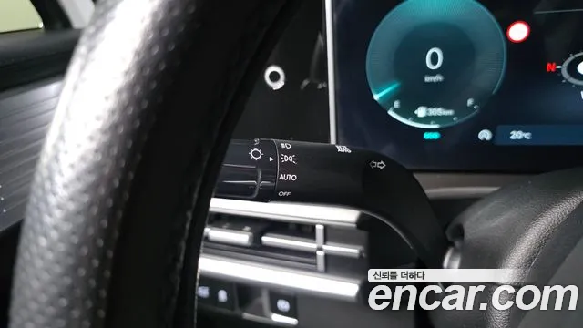 Hyundai Santa Fe — Фото автомобиля 18
