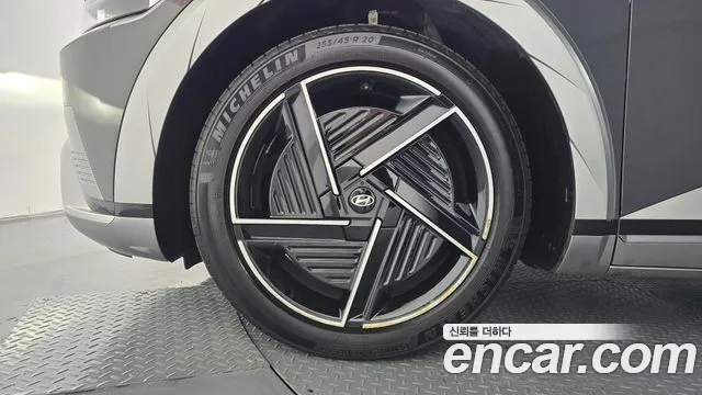 Hyundai Ioniq 5 New — Фото автомобиля 5