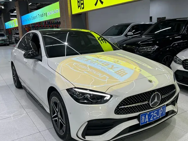 Mercedes-Benz C-Class — Фото автомобиля 2