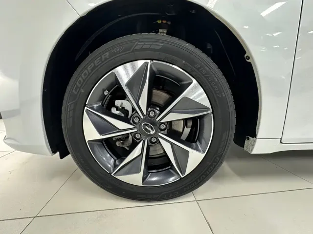 GAC Trumpchi M6 — Фото автомобиля 19