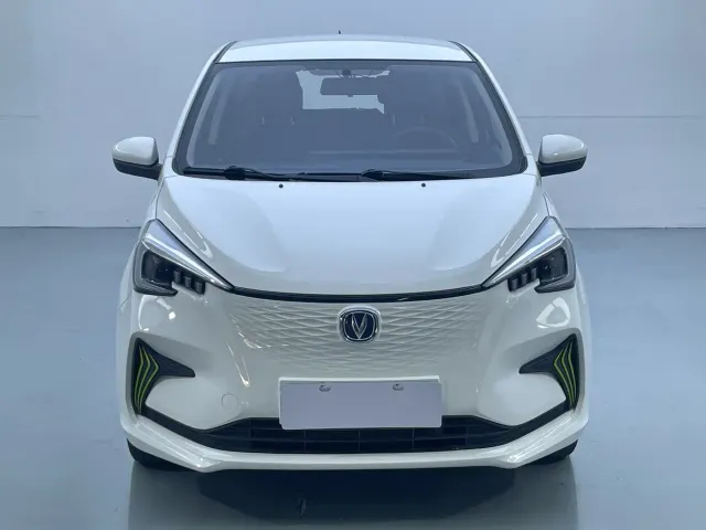 Changan Benben E-Star — Фото автомобиля 2