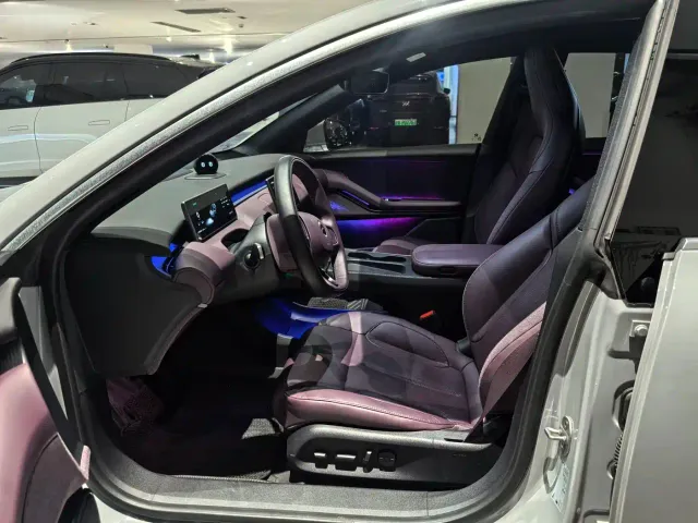 Nio ET5 Touring — Фото автомобиля 5