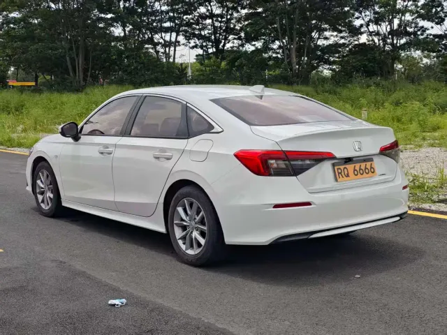 Honda Civic — Фото автомобиля 5