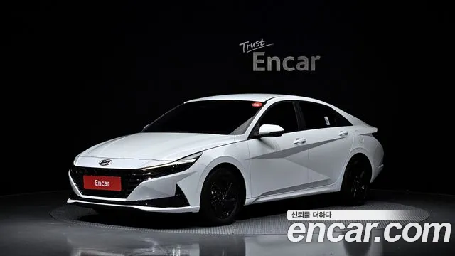 Фотография автомобиля — Hyundai Avante CN7