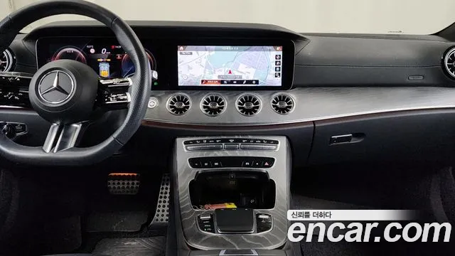 Mercedes-Benz CLS-Class — Фото автомобиля 14