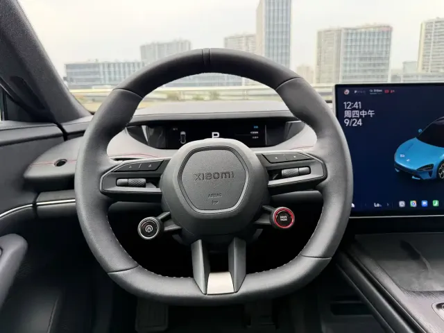Xiaomi SU7 — Фото автомобиля 13