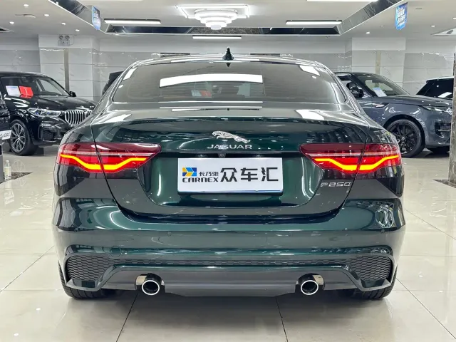 Jaguar XEL — Фото автомобиля 5