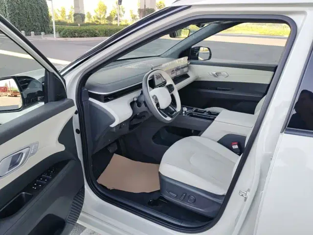 Hyundai ELEXIO — Фото автомобиля 15