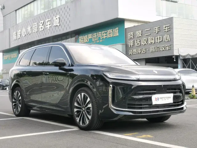 Huajing Baojun S — Фото автомобиля 3