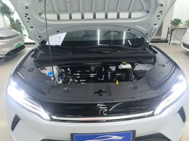 BYD Yuan UP — Фото автомобиля 19