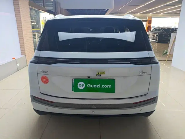 GAC Aion Y — Фото автомобиля 5