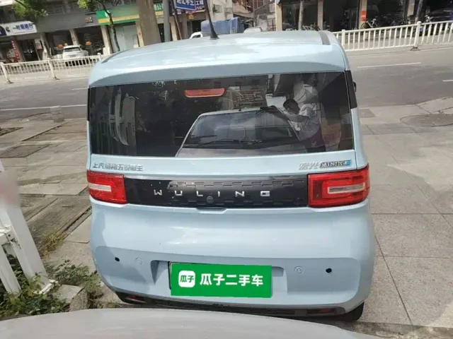 Wuling Hongguang Mini EV — Фото автомобиля 5