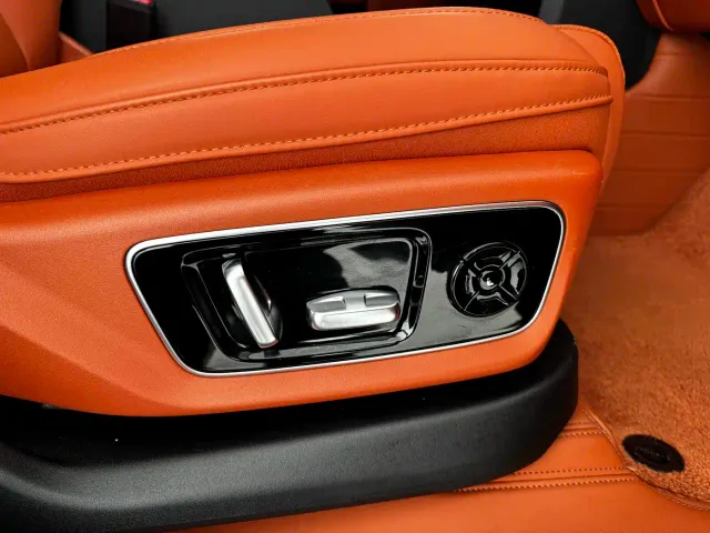 Li Auto L7 — Фото автомобиля 11