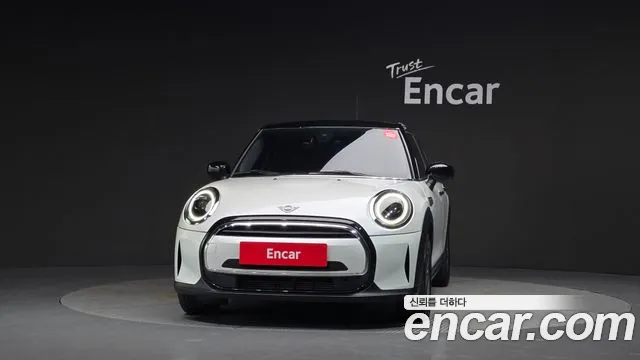 Mini Cooper Cooper 5 дверей Classic — Фото автомобиля 3