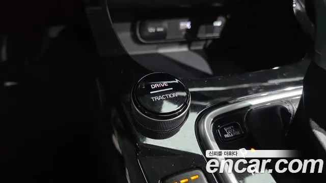 Kia Seltos — Фото автомобиля 30