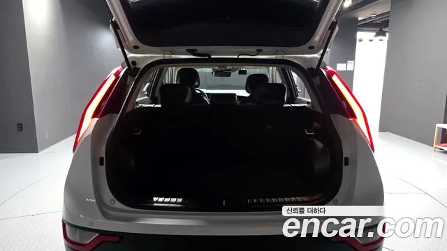 Kia Niro The All New — Фото автомобиля 26