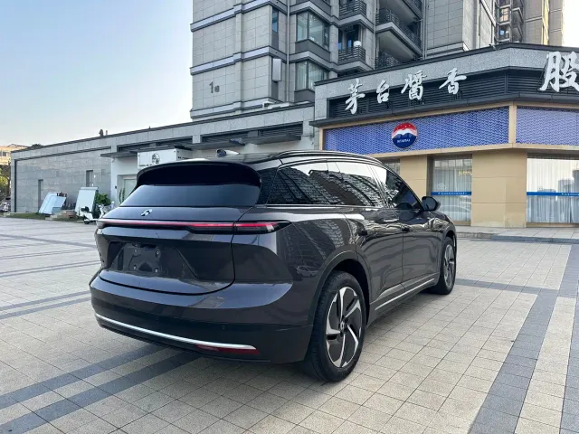Nio ES6 — Фото автомобиля 13