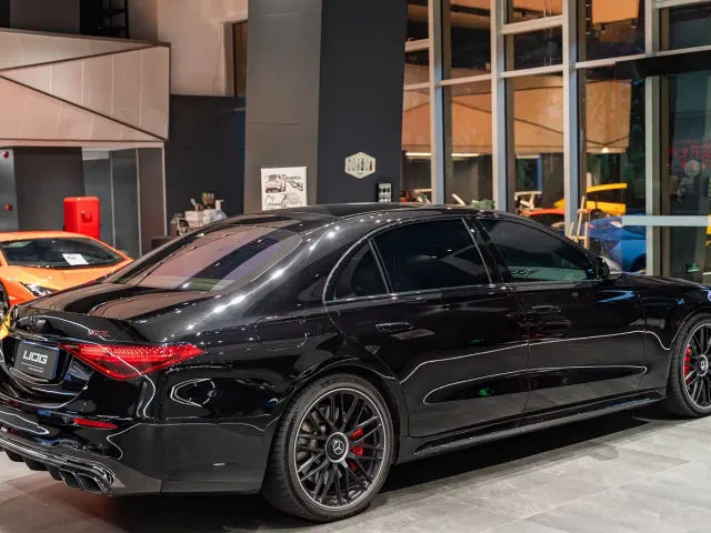 Mercedes-Benz S-Class AMG Hybrid — Фото автомобиля 16