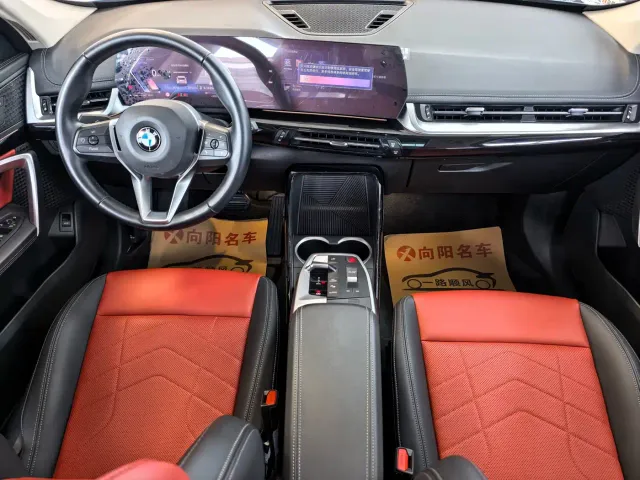 BMW X1 — Фото автомобиля 11