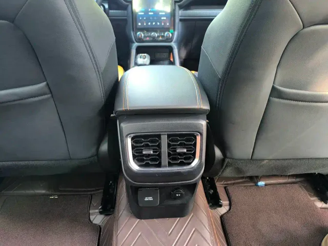 Ford Ranger — Фото автомобиля 12