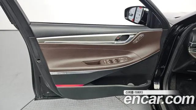 Hyundai Grandeur Новый Grandeur IG — Фото автомобиля 24