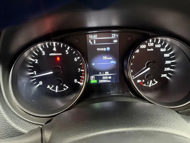 Nissan Qashqai — Фото автомобиля 8