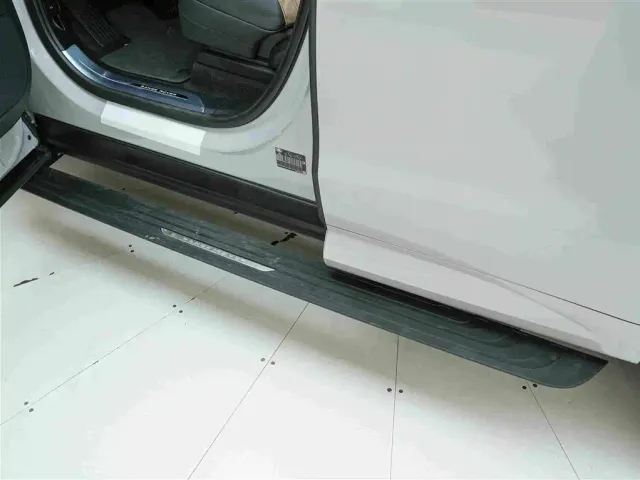 Land Rover Range Rover Sport — Фото автомобиля 21