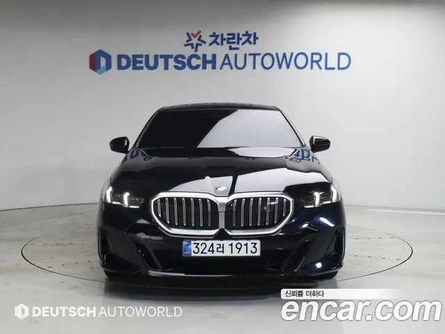 BMW 5 Series G60 — Фото автомобиля 4
