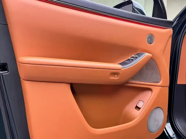 AITO Wenjie AITO M7 2026 Extended Range Ultra AWD 5-Seater — Фото автомобиля 18