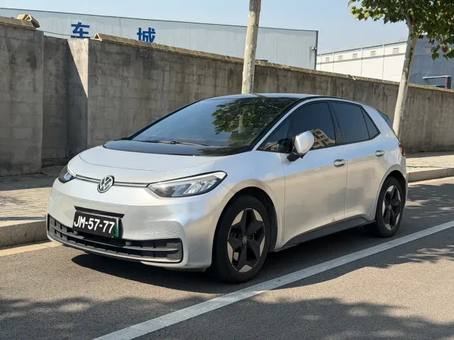 Volkswagen ID.3 — Фото автомобиля 3