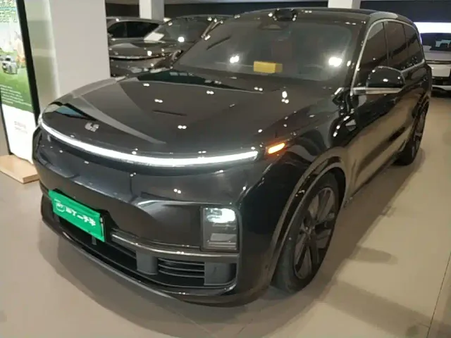 Фотография автомобиля — Li Auto L9