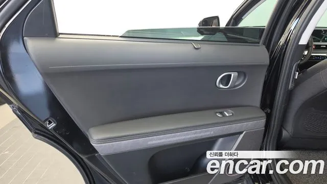 Hyundai Ioniq 5 — Фото автомобиля 14