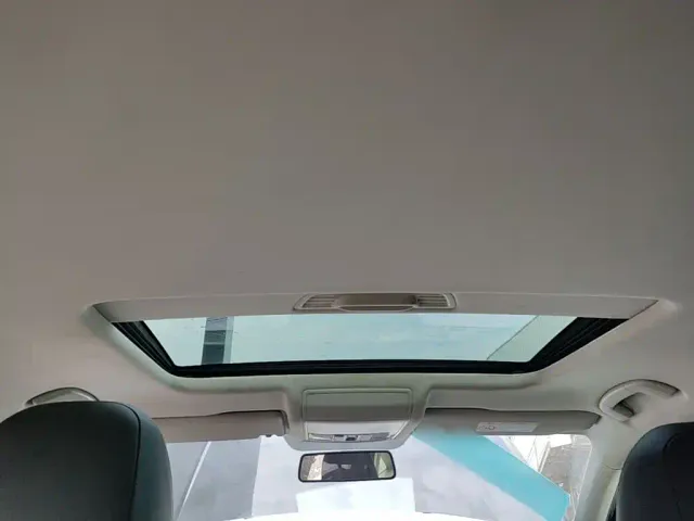 Volkswagen Passat — Фото автомобиля 17